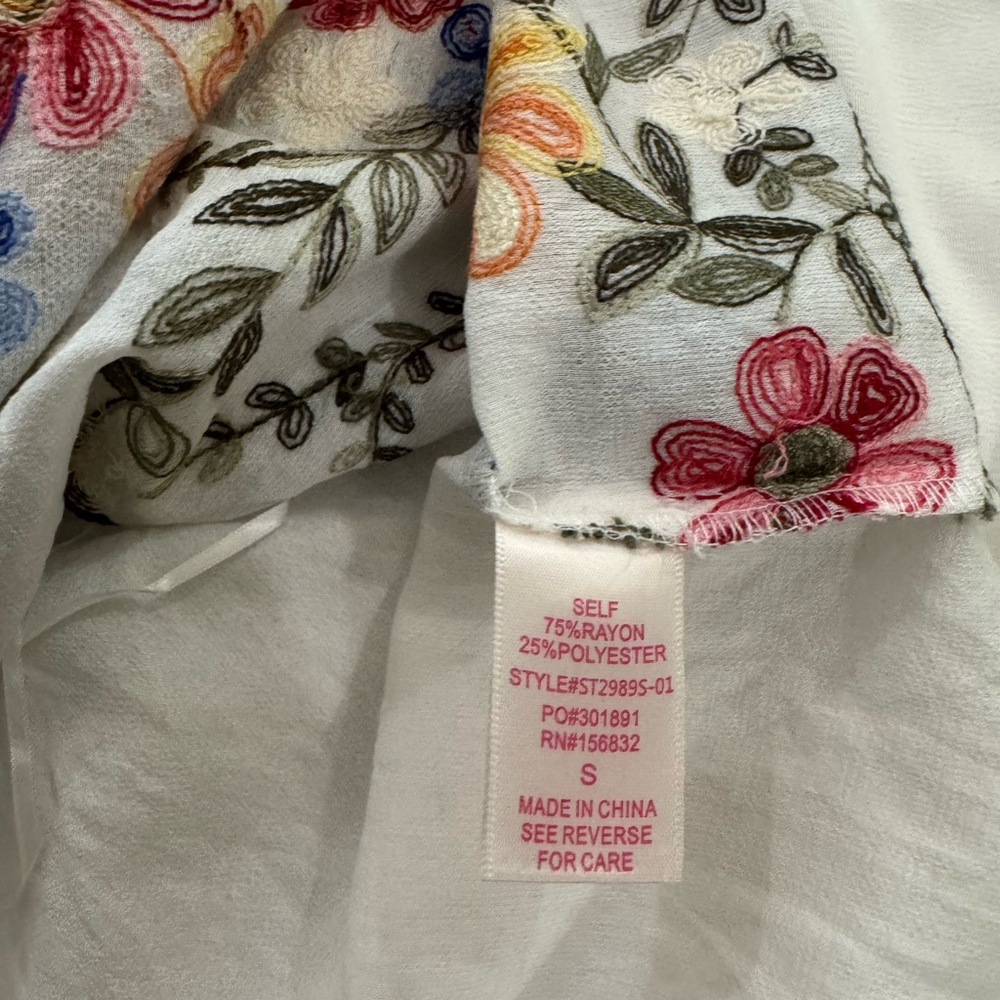 Floral Embroidered Two Way Off The Shoulder Blouse, White & Colorful, Size Small - Picture 8 of 8